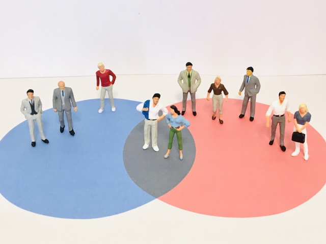 インサイドセールスを加速させる顧客セグメントとは？